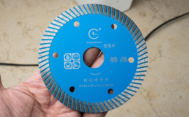 為什么要用超薄金剛石鋸片 有那些好處？
