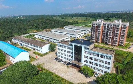 湖北昌利公司連續(xù)25年榮獲“守合同重信用企業(yè)”，始終將誠信經營放在第一位！