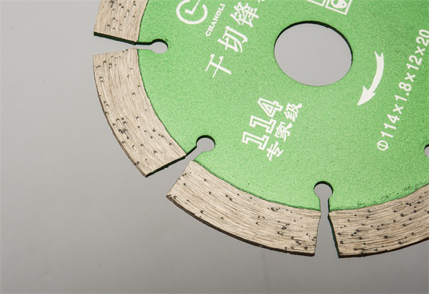 采用石材切割片加工的石材，在石材防護劑上應(yīng)該如何選擇？